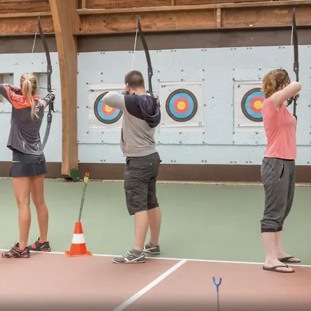 펜션 Dans Village Normandy Garden Pierre &