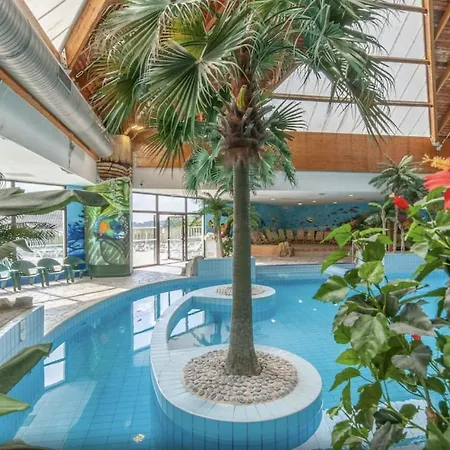 펜션 Dans Village Normandy Garden Pierre &