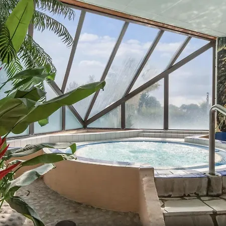 Dans Village Normandy Garden Pierre & * 브랑빌