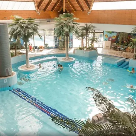 Dans Village Normandy Garden Pierre & 펜션