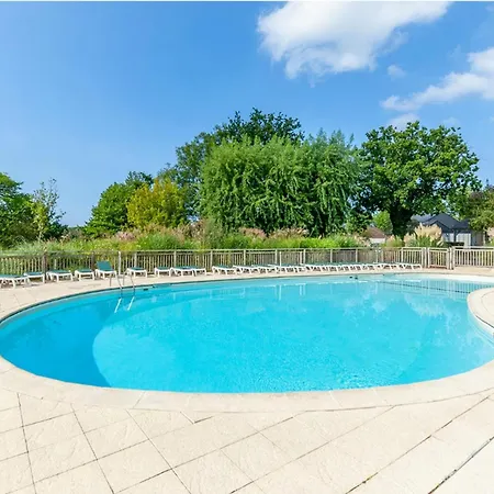 Dans Village Normandy Garden Pierre & 펜션