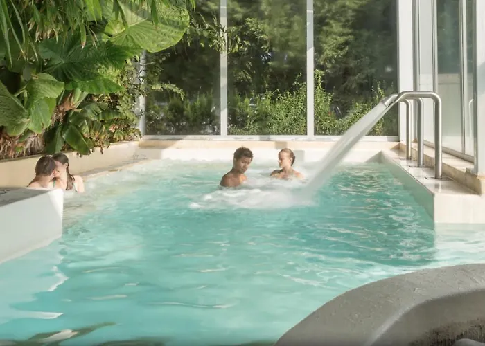 Dans Village Normandy Garden Pierre & Casa vacanze