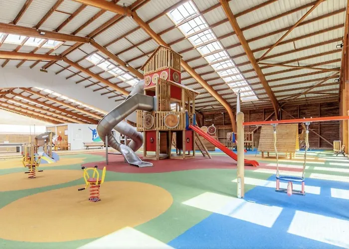 Dans Village Normandy Garden Pierre & *