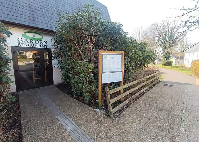 Dans Village Normandy Garden Pierre & Branville